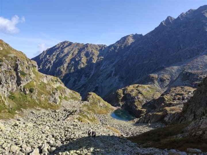 عند حذف المفعول المطلق من الجمله فإنه –