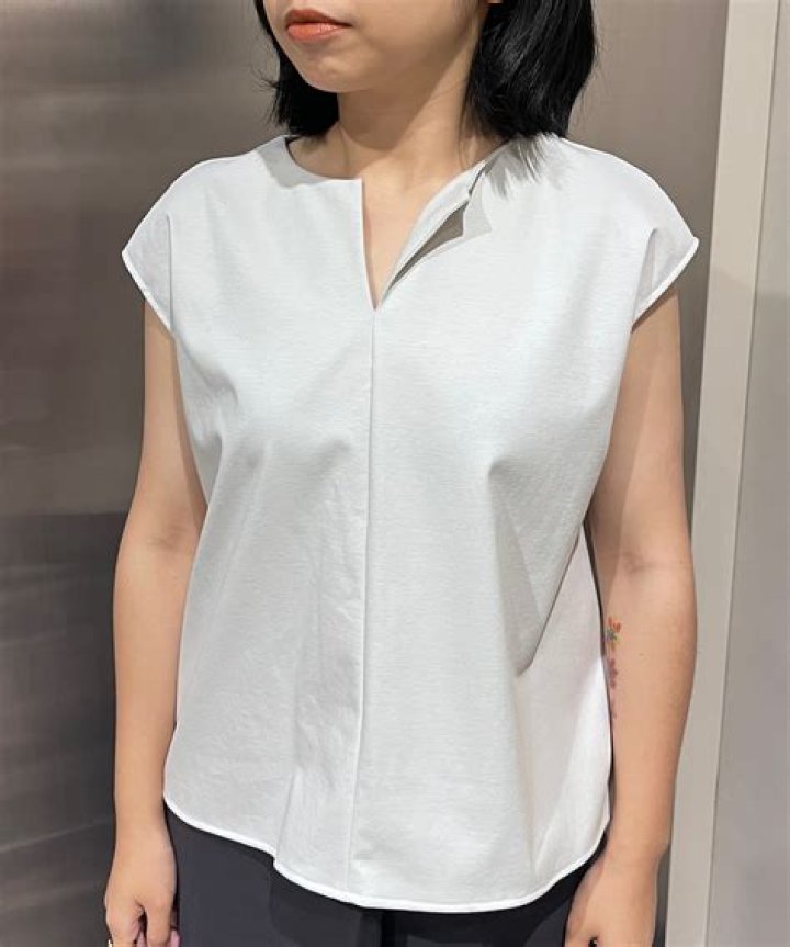 جمع مقالات تتناول قضايا العمل من مصادر المعلومات