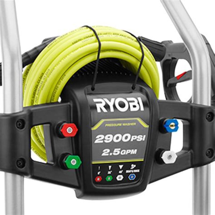 حل : يسمى نوم الحيوانات طويلا في الشتاء