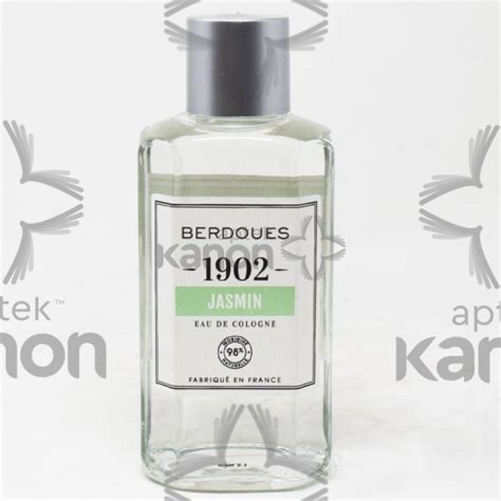 علم يقوم بدراسة نظريات تركيب المادة