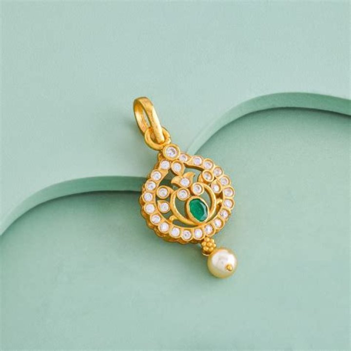 من الحقوق الواجبة للميت اتباع جنازته