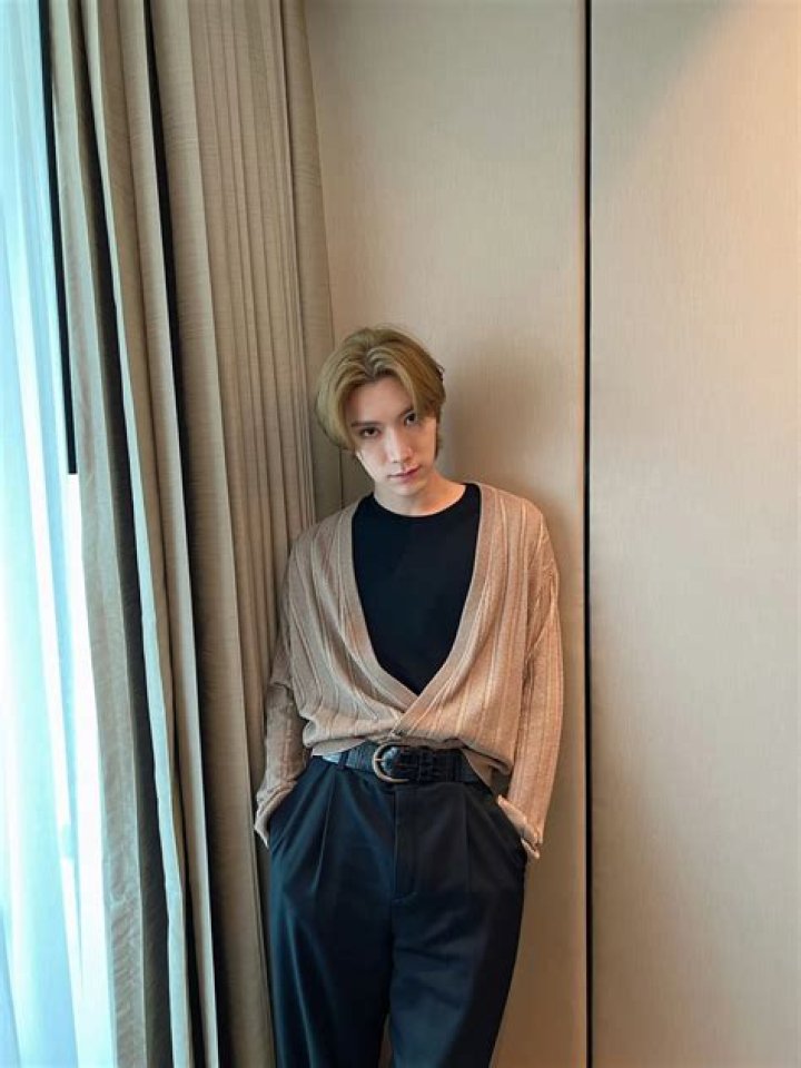 أسلوب التعجب من الوردة جميلة