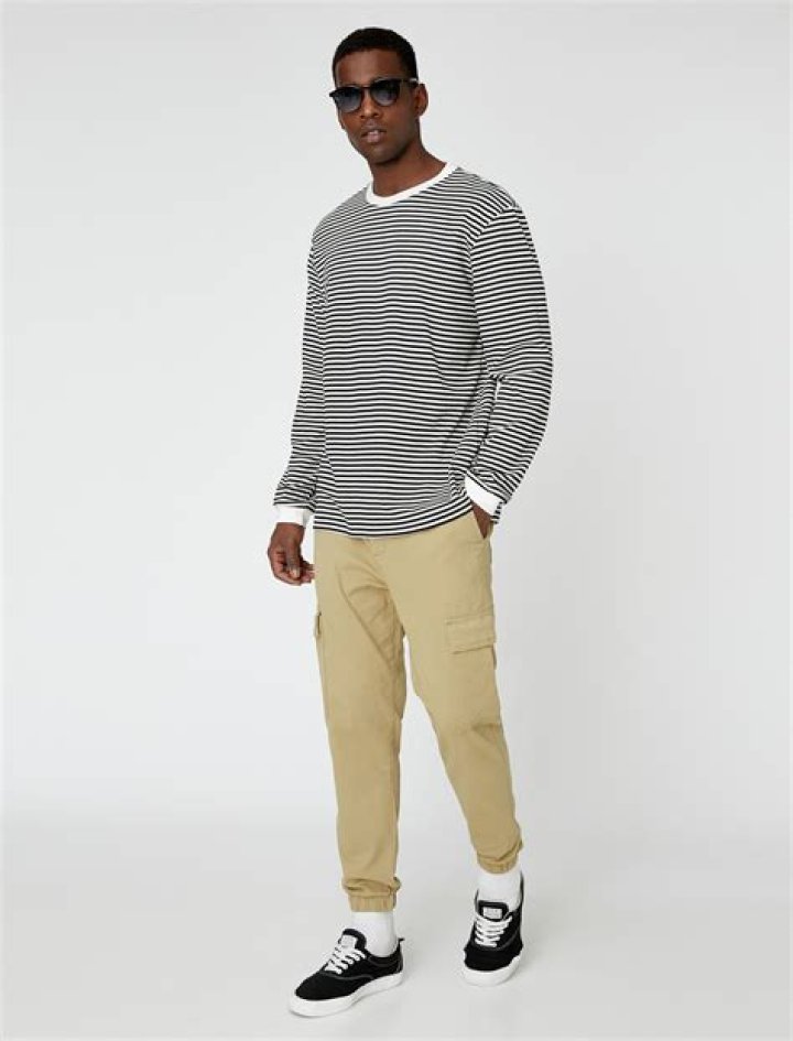 خروج العين والحسد مع البراز