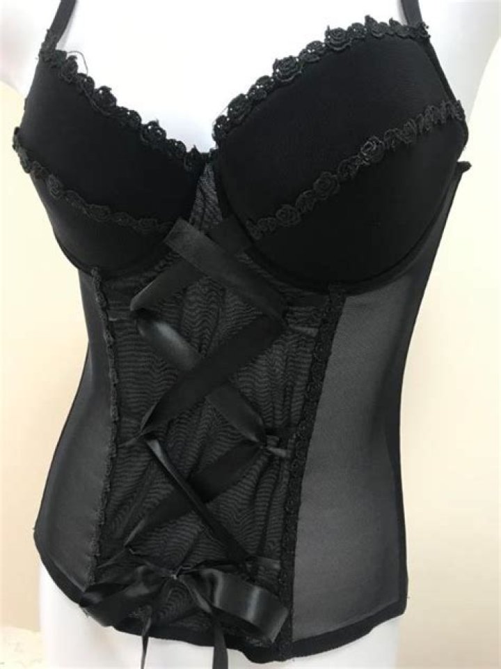 I've got 28GG boobs and have found the perfect bra - it's a total bargain & even doubles up as a corset top