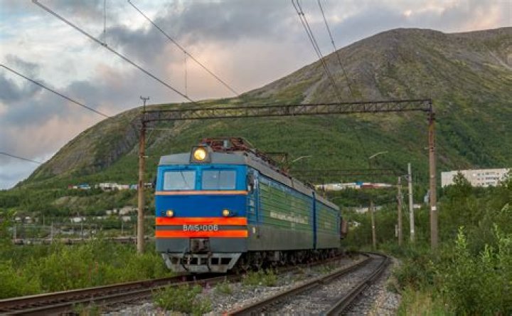 السماء مزينة بالنجوم الهمزة في كلمة السماء همزة وصل