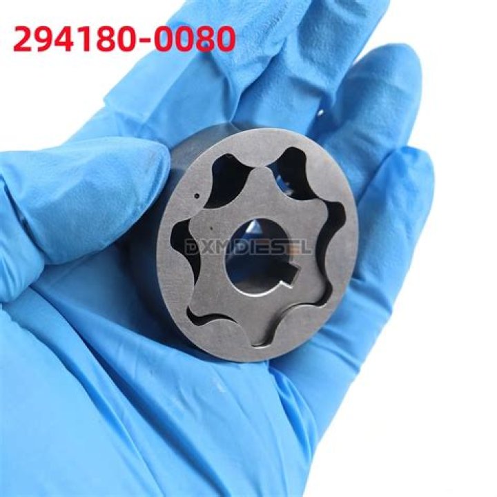 الكلمه المفصوله خطا ورسمت رسماً صحيحاً هي