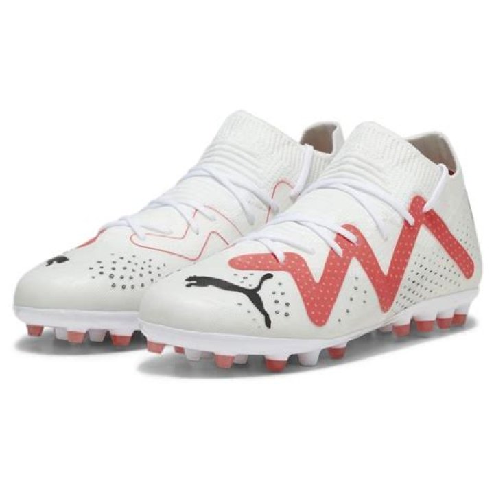 موعد اذان العشاء في الرياض