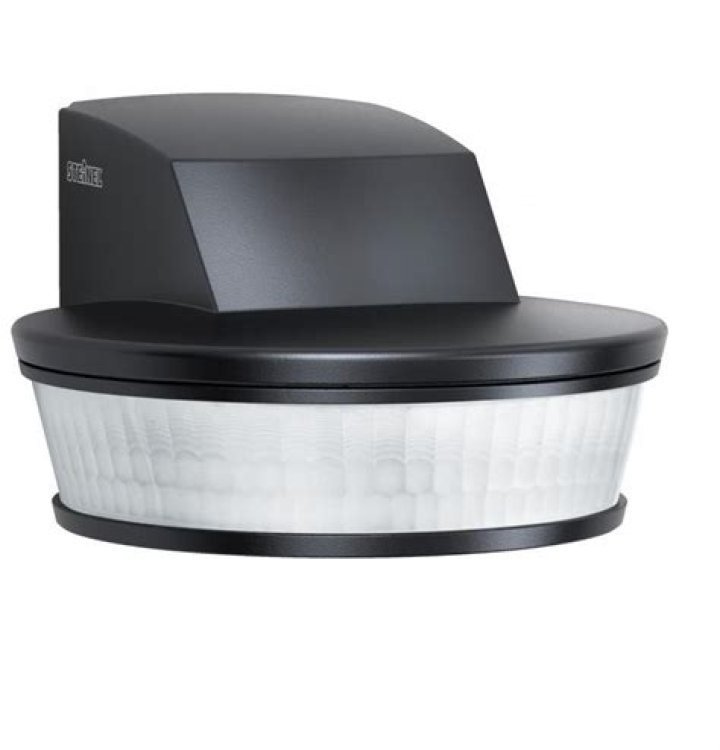 كم الساعة الان في السعودية