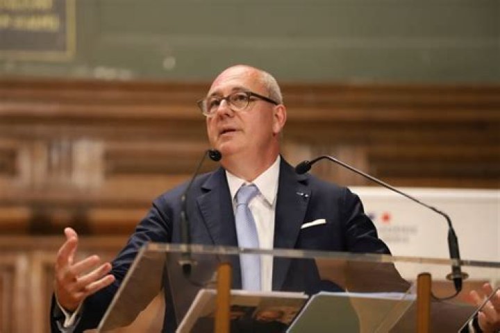 من المعلوم ان 100 جم من الماء