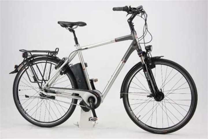 اول من امر بجمع القران الكريم