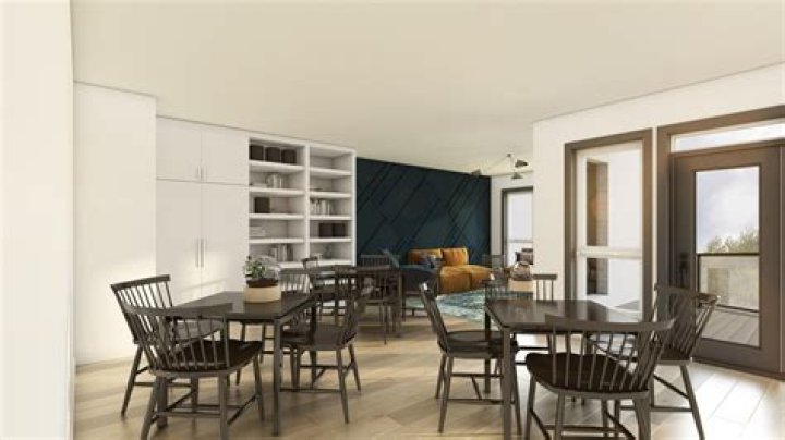 ما نوع الطاقه كتاب مستقر على سطح الطاوله