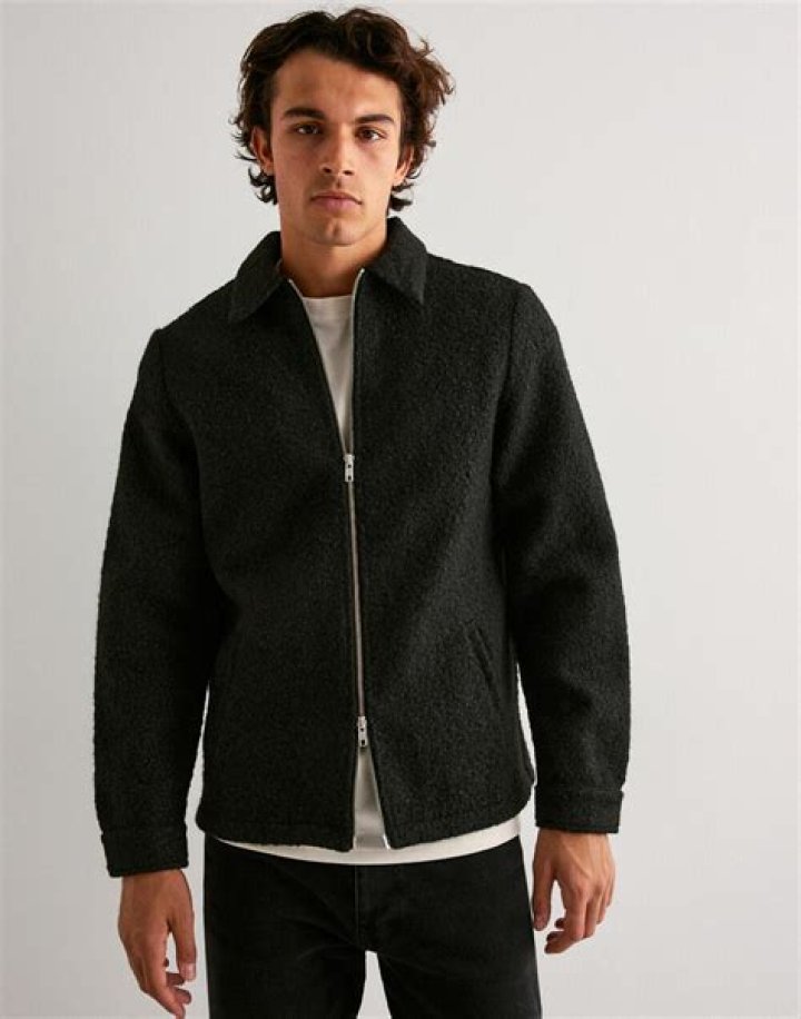 ماهو اسم ابو بكر الصديق