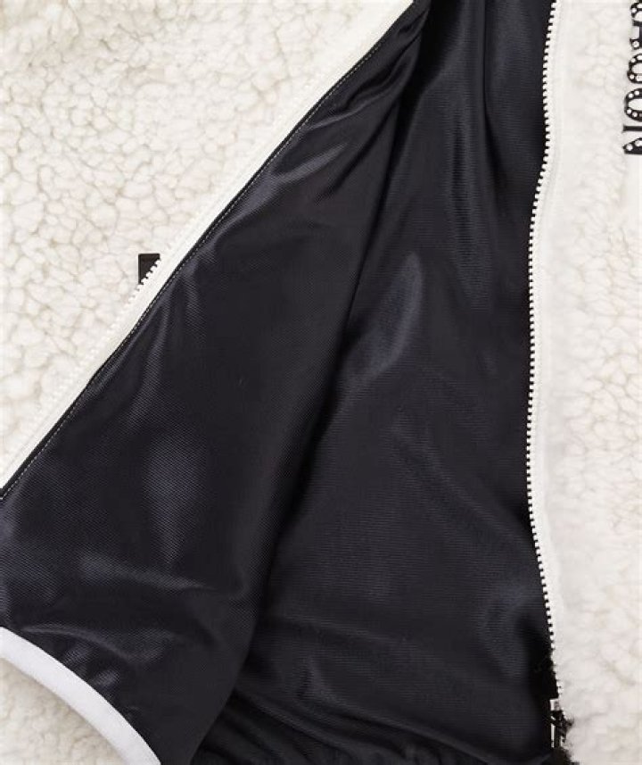 200 دولار كم جنيه مصري