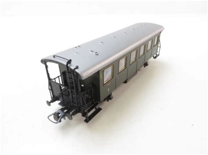 تفسير رؤية الملك الميت في المنام لابن سيرين وابن شاهين والنابلسي