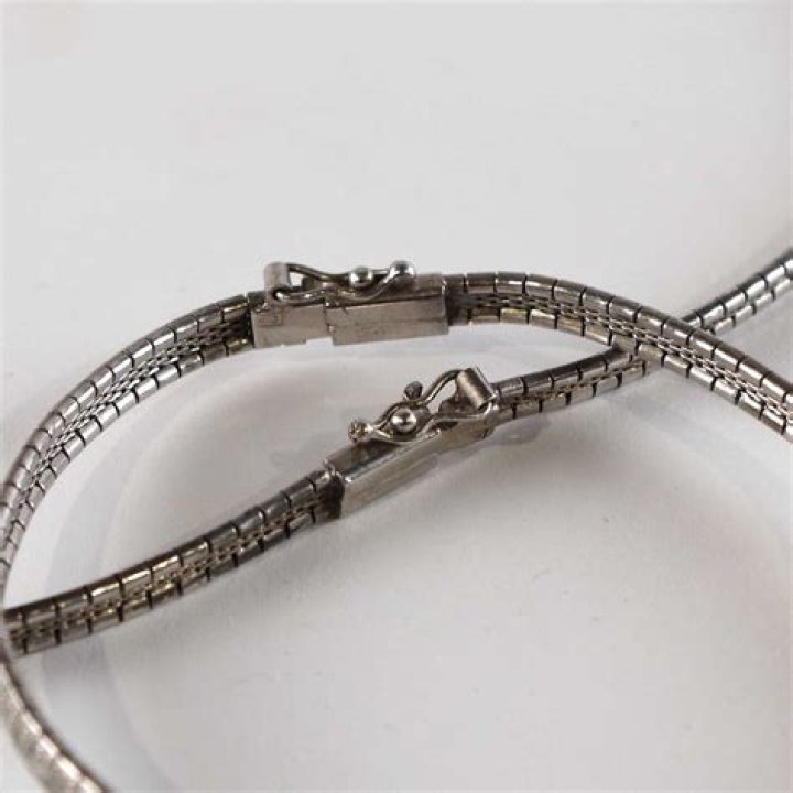 من الآثار التي تنتج عن الغضب ظلم الاخرين والاعتداء عليهم