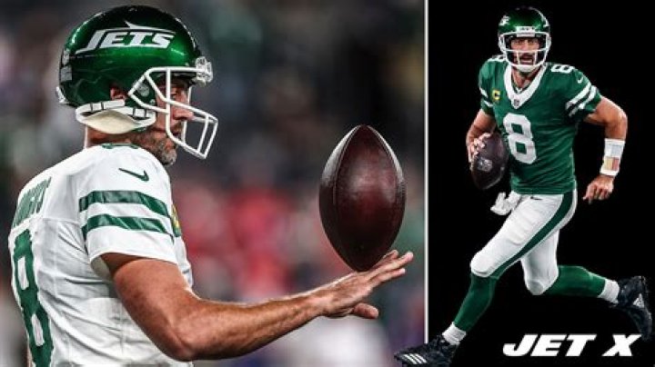 Exclusive Pictures Of Aaron Rodgers In New York Jets Uniform Revealed!