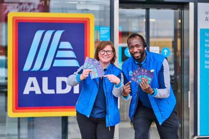 Aldi shopper reveals secret to what different price tag colors mean - and it could save you cash