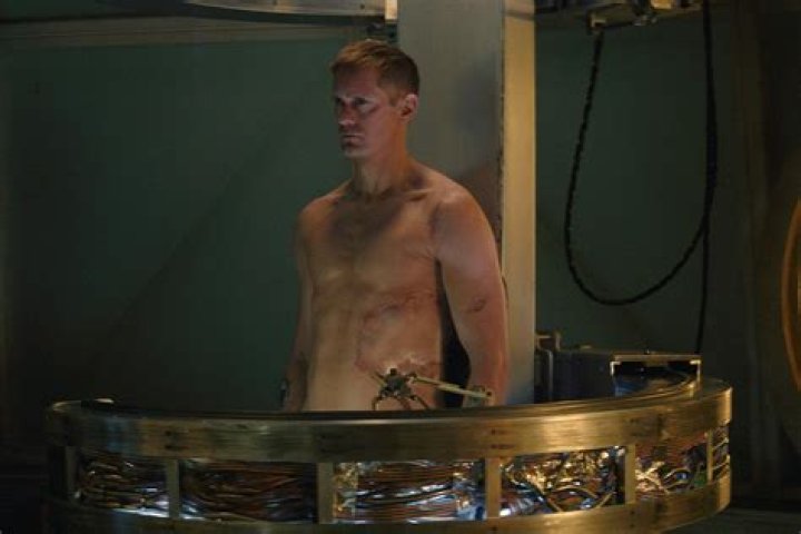 Alexander Skarsgard Goes Full Frontal Nude on True Blood Season Finale