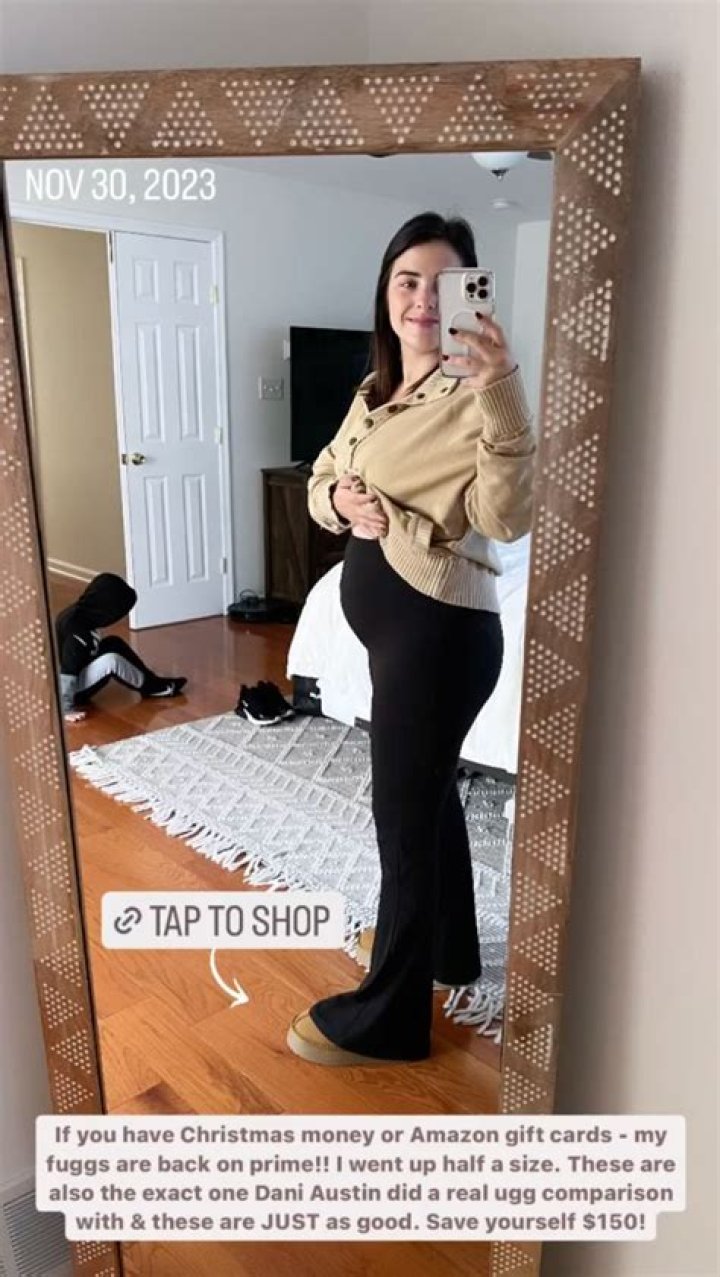 All the times Teen Moms like Lauren Comeau and Kailyn Lowry showed off baby bumps in bikinis