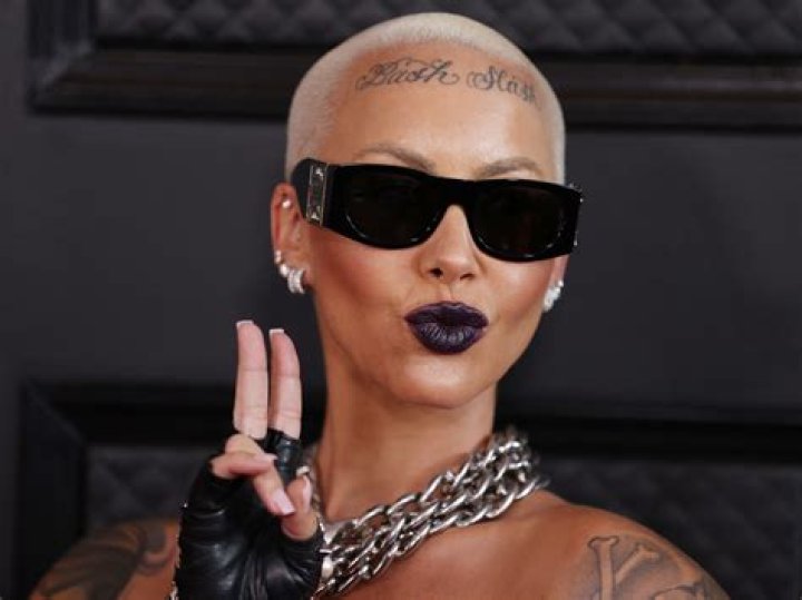 Amber Rose Covers Tattoos at 2014 Grammys: See the Difference!