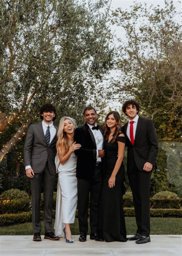 Amit Kleinberger Net Worth, Age, Wiki, Biography, Relationship, Wife, Dating, Ethnicity, Height & Facts