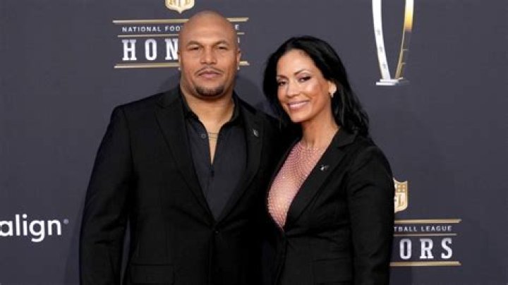 Antonio Pierce Net Worth, Income, Salary, Earnings, Biography, How much money make?