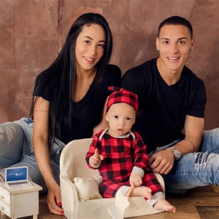 Antony's Wife: A Deep Dive Into The Life Of The Football Star's Partner