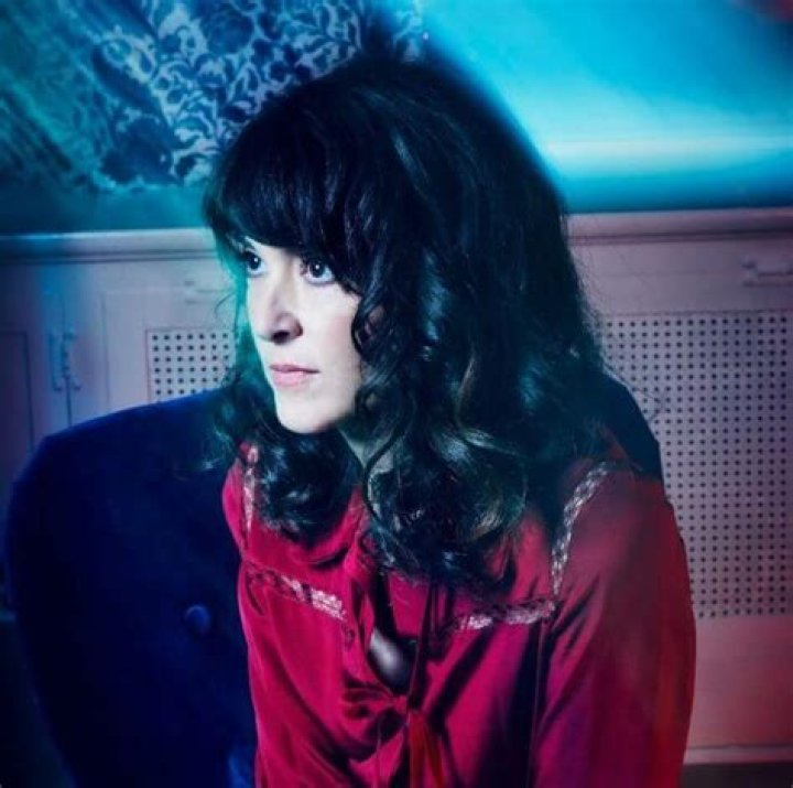 April March Talks New Album With French Duo Staplin