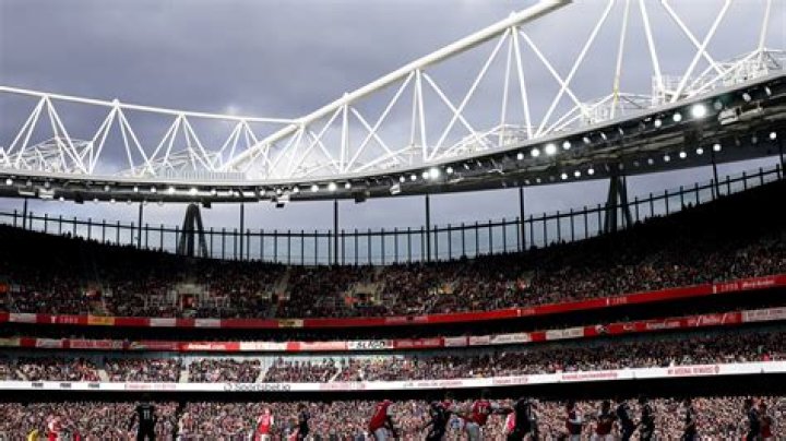 Arsenal fans savagely taunt Crystal Palace with iconic Patrick Vieira chant during Emirates rout days after Eagles axe