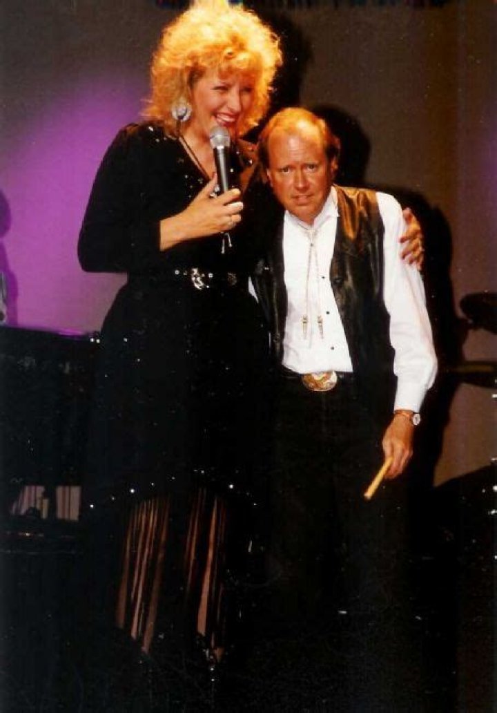 A Deep Dive Into Ava Barber's Husband: Unveiling The Man Behind The Spotlight