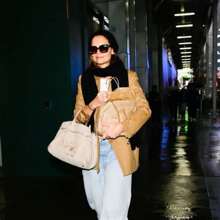 Ayesha Curry Claps Back at Troll Who Called Her ‘Farm Animal’
