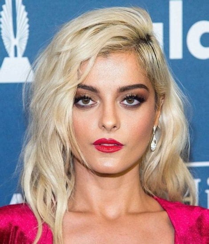 Bebe Rexha Net Worth, Age, Wiki, Biography, Relationship, Wife, Dating, Ethnicity, Height & Facts