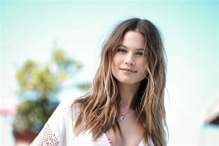 Behati Prinsloo Ethnicity, Nationality, Race, Family, Body measurements, career