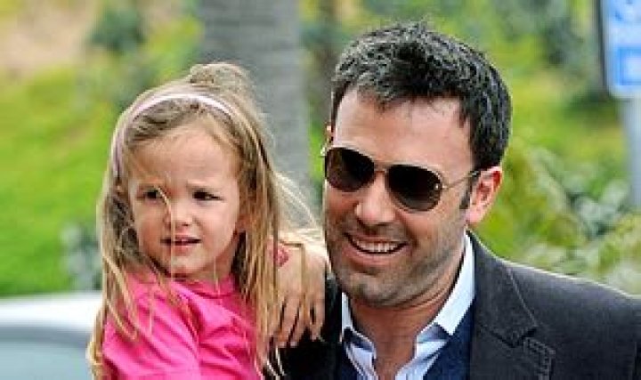 Ben Affleck Shaves Beard, Gets Cute Haircut