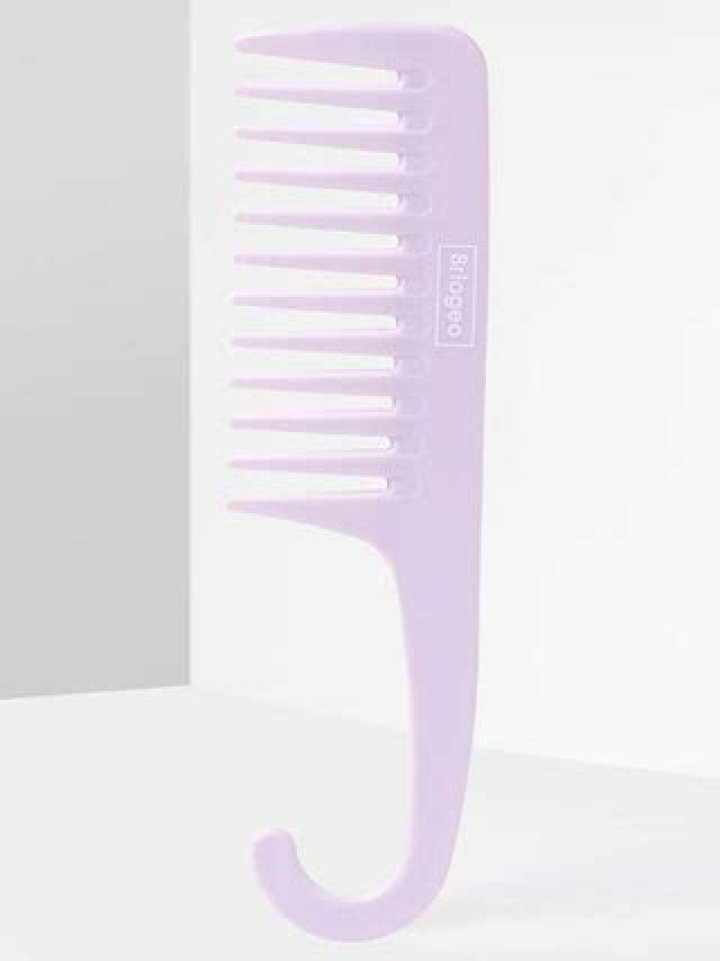 11 Best Afro Combs That Are Gentle To Your Coils and Scalp