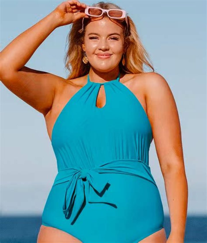 Capturing The Essence: The Best Bathing Suit Photos