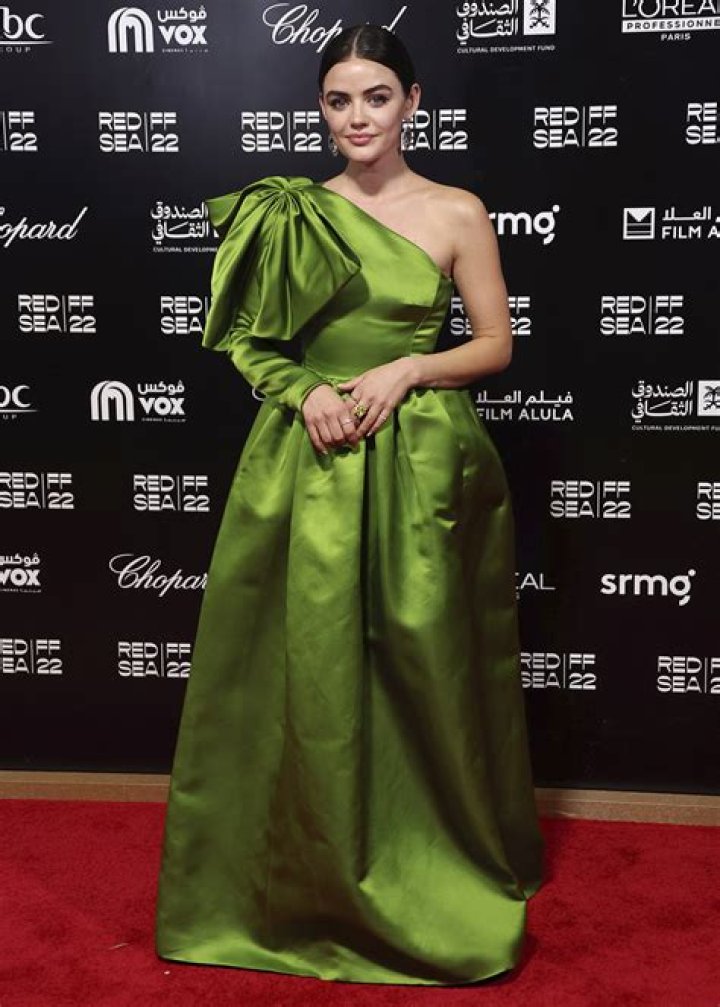 Best Dressed Stars of 2022: Red Carpet Fashion and Beyond