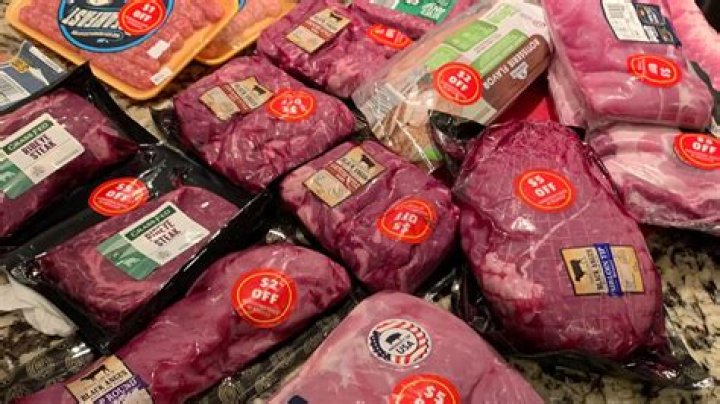 I'm a Kroger shopper - the exact time you should go to the store to get amazing deals on steaks and other meat