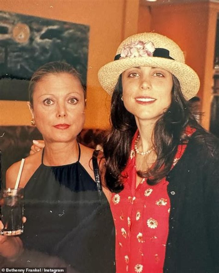 Discovering The Bond: A Glimpse Into Bethenny Frankel's Mother Photo