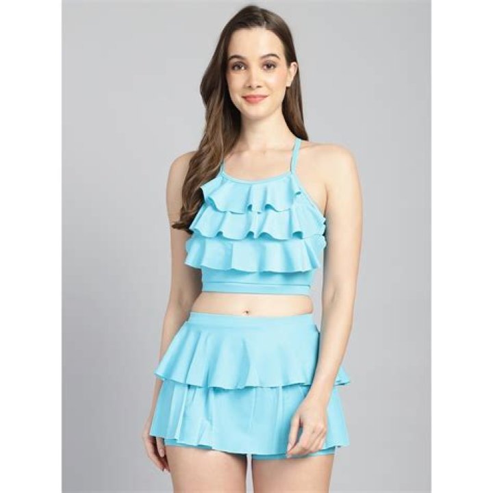 I have big ‘tatas’ and did a bikini shopping haul - the frilly blue number was so flattering