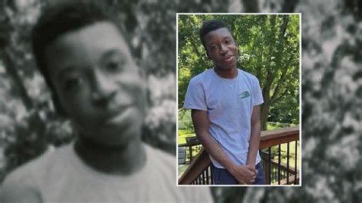 Black teen shot by homeowner after ringing wrong doorbell while trying to pick up younger siblings
