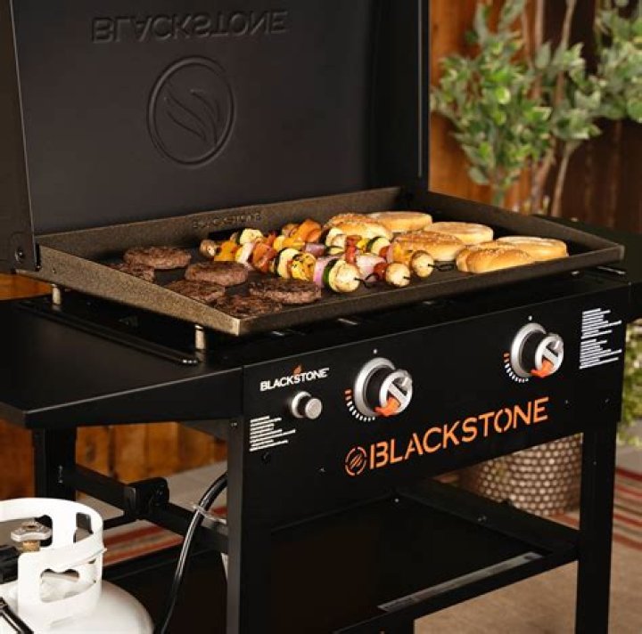 Mastering The Art Of Outdoor Cooking With The Blackstone Flat Top Grill
