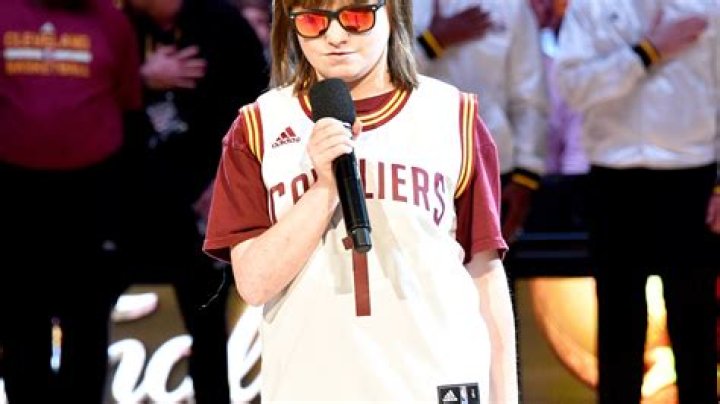 Blind Teen Marlana VanHoose Sings National Anthem at NBA Finals Game 6