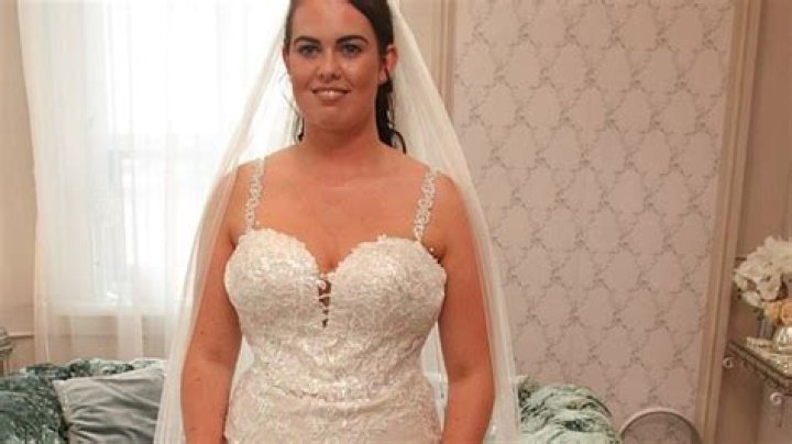Bride left gutted when mum slams her dream wedding gown, saying it makes her ‘all tum and bum’ on Say Yes To The Dress