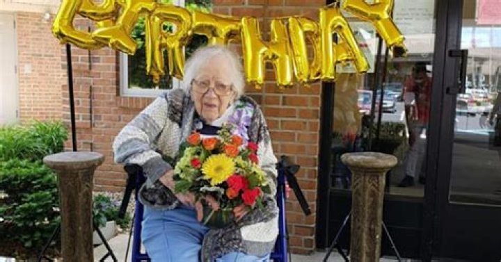 Cancer survivor celebrates 100th birthday one week after beating COVID-19 – Happy Birthday, Leora