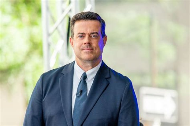 Carson Daly Height, Weight, Bio, Age, Wiki, Wife, Career, Net Worth