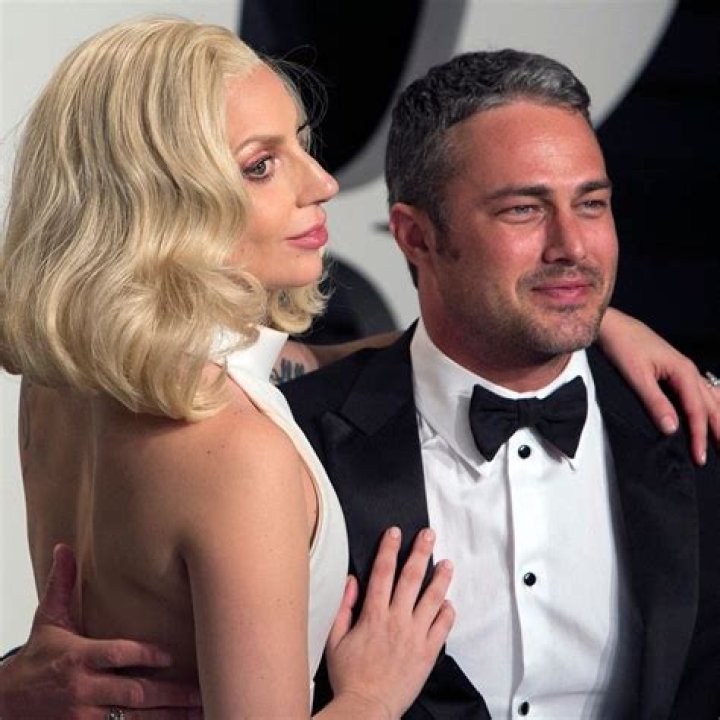 Celebrities Who Got Engaged or Married on Valentine’s Day