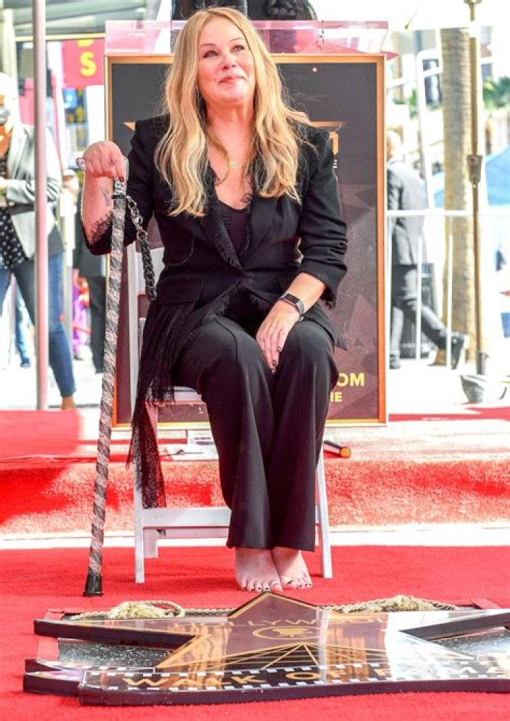 Celebrities With Multiple Sclerosis: Christina Applegate and More