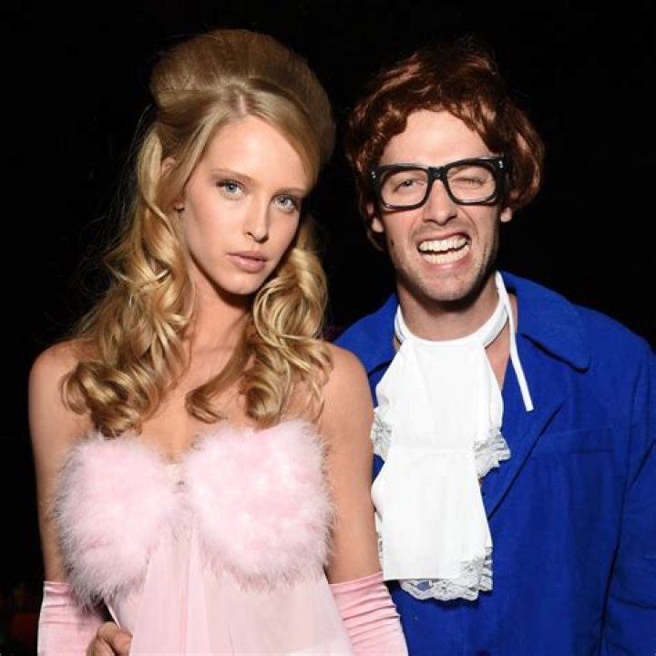 33 Celebrity Couple Halloween Costumes Serving Double Trouble
