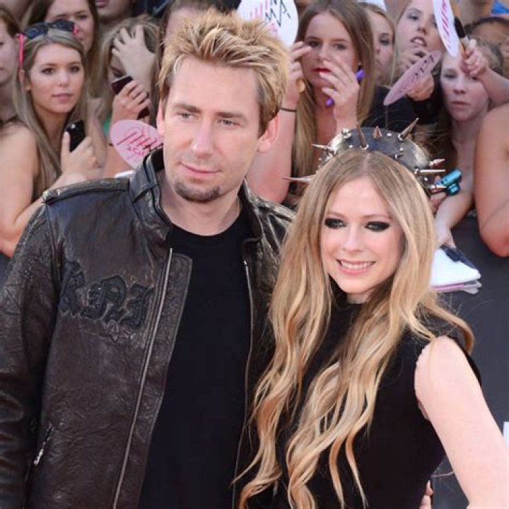 Exploring The Dynamics Of Chad Kroeger Family